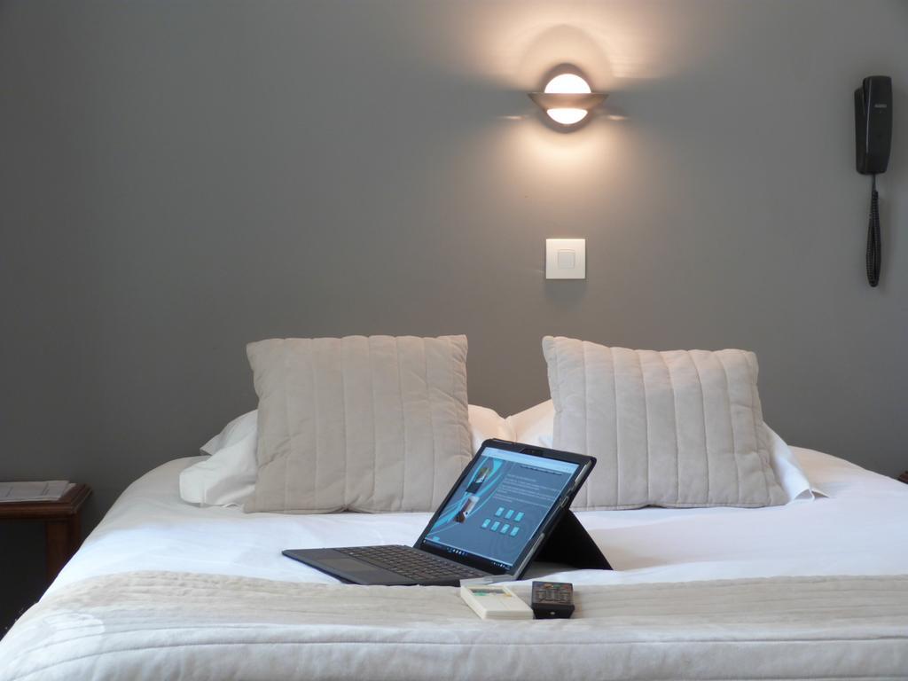 Blue Hotel La Seyne-sur-Mer Habitación foto