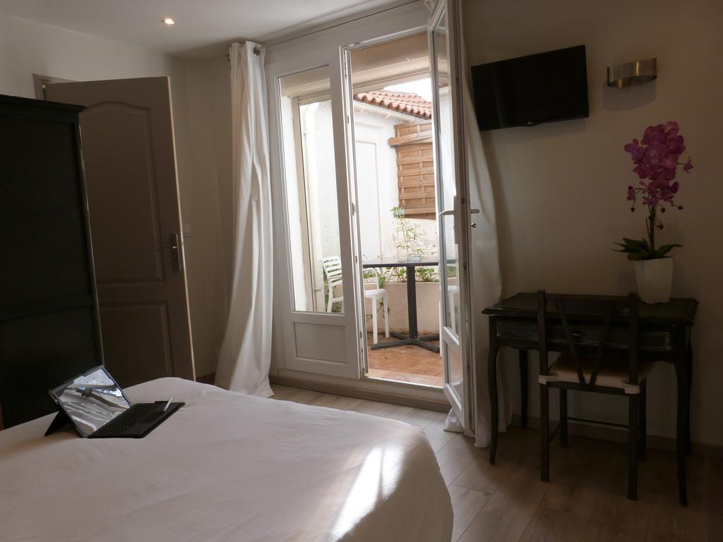 Blue Hotel La Seyne-sur-Mer Habitación foto